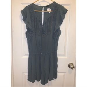 American Eagle Romper